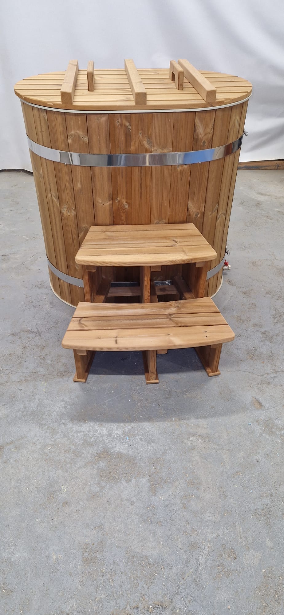 THERMO OVAL: Banheira oval em Thermowood