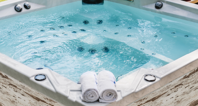 Detalle del hidromasaje del spa Almandine Oka 5