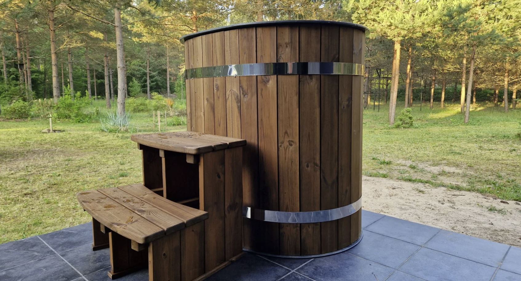 THERMO OVAL: Banheira oval em Thermowood