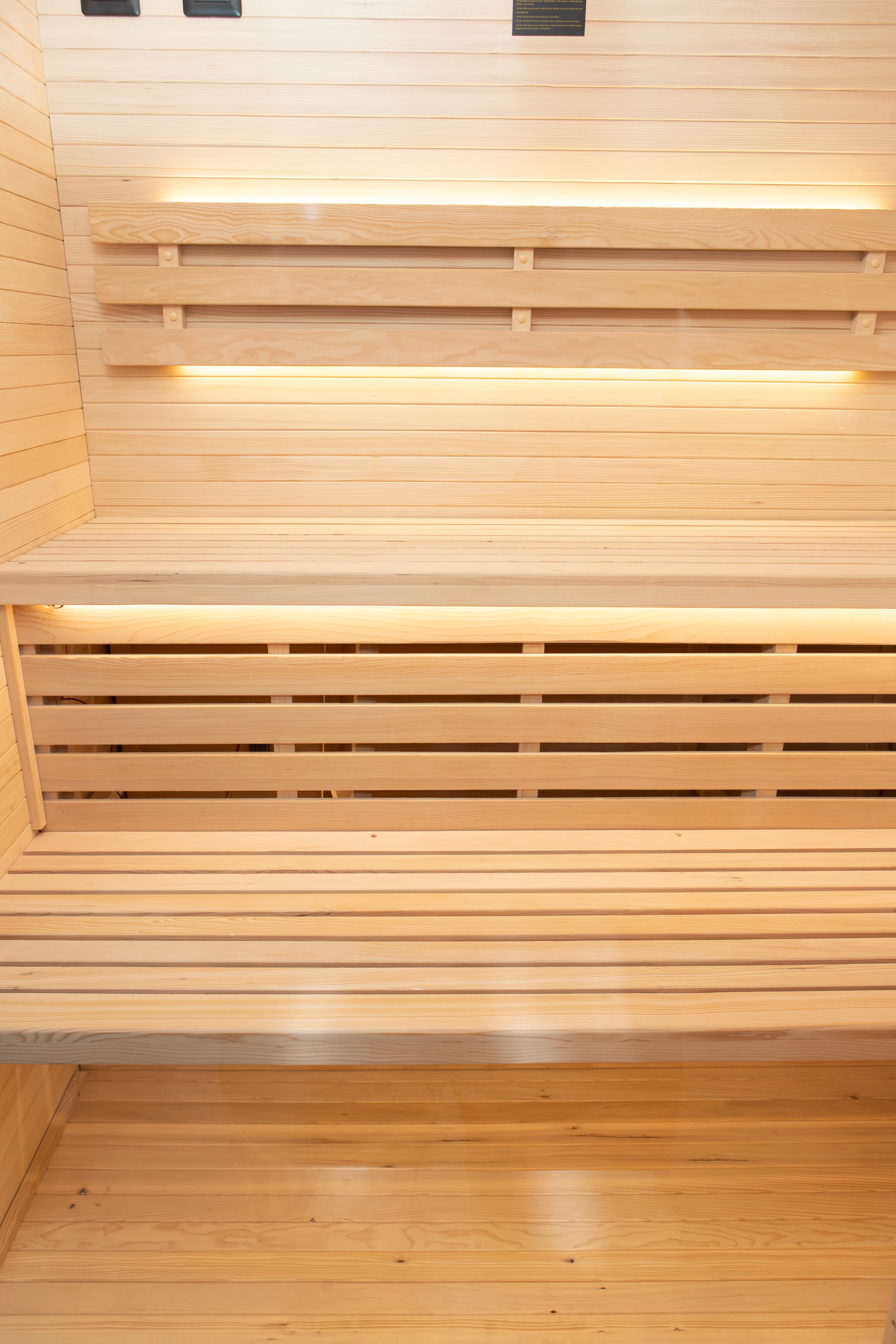 Sauna Sense 3 angular - detalle interior